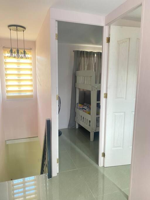 2 Bedroom Townhouse In Bacolod City Buitenkant foto