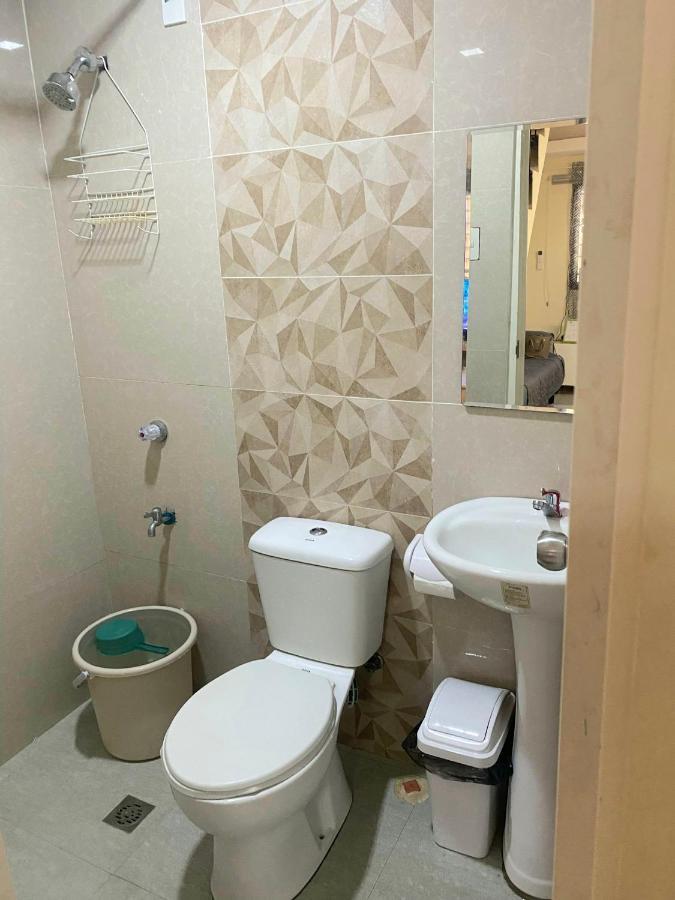 2 Bedroom Townhouse In Bacolod City Buitenkant foto